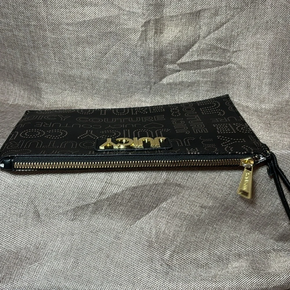 Juicy Couture Black Promenade Wristlet